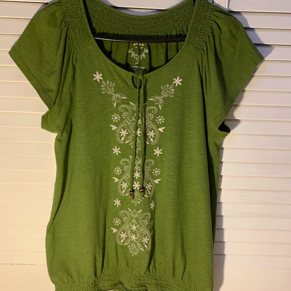 Sonoma Tops - Green Top